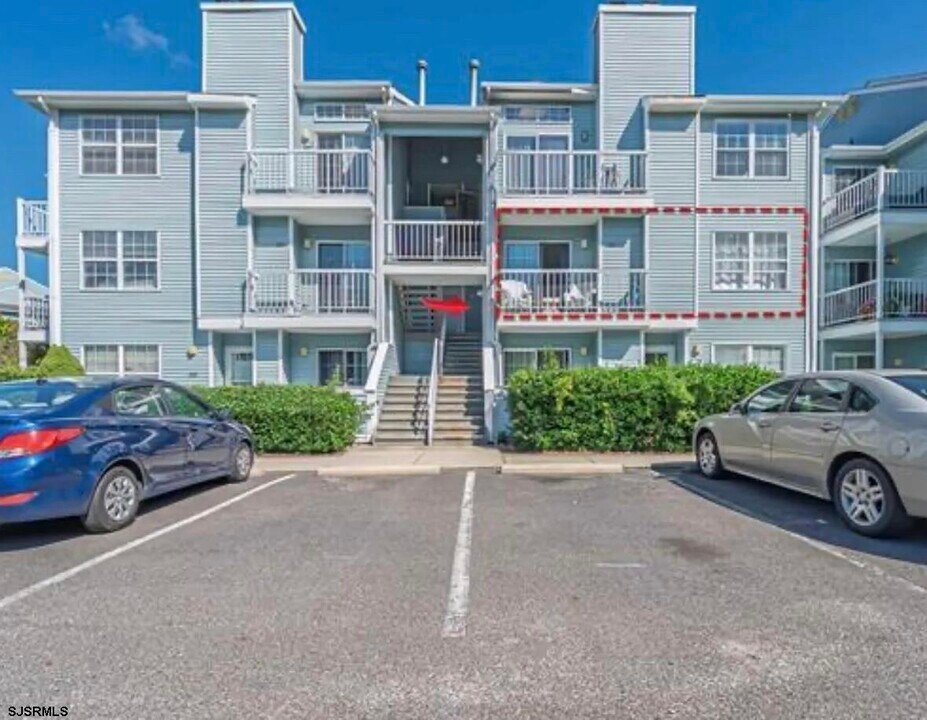 281 Heather Croft in Egg Harbor Township, NJ - Building Photo