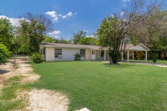 2307 Gunsmoke St in San Antonio, TX - Building Photo - Building Photo