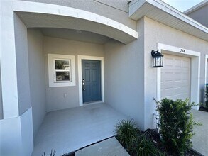 2416 Paravane Wy in Wesley Chapel, FL - Building Photo - Building Photo