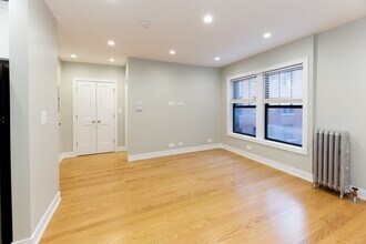 538 W Cornelia Ave in Chicago, IL - Foto de edificio - Building Photo