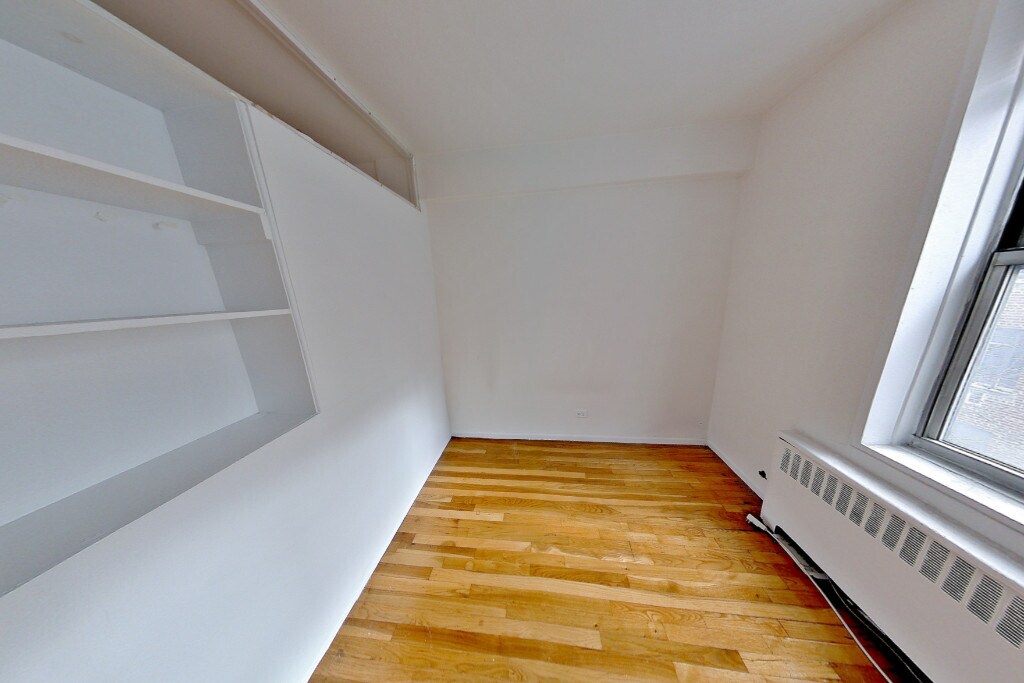 EAST 58th STREET in New York, NY - Building Photo