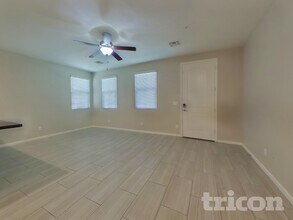 12595 W Gentle Rain Rd in Peoria, AZ - Building Photo - Building Photo