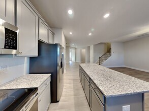 122 Wayne Ln in Canton, GA - Building Photo - Building Photo