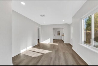 1519 Tessa Ave in Sacramento, CA - Building Photo - Building Photo