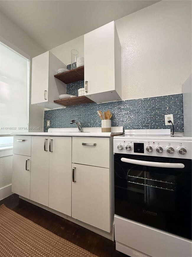 property at 723 2nd St