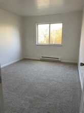 744 E Michigan Ave in Battle Creek, MI - Building Photo - Building Photo