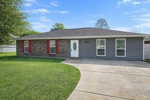 7441 Quorum Dr in Baton Rouge, LA - Building Photo