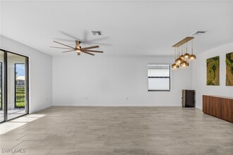 11151 Timber Creek Dr in Ft. Myers, FL - Building Photo - Building Photo