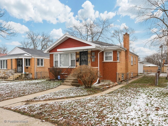 14341 Dobson Ave in Dolton, IL - Building Photo - Building Photo