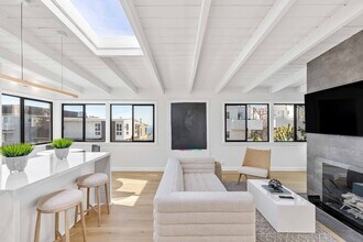 2612 Alma Ave in Manhattan Beach, CA - Building Photo - Building Photo