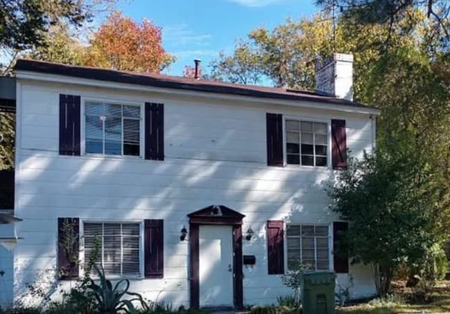 property at 3963 S Court St