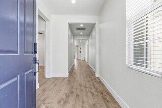 1292 Paseo Belleza in Turlock, CA - Building Photo - Building Photo