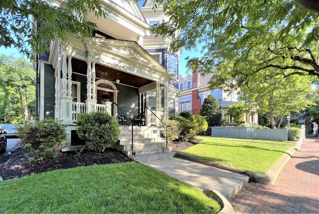 20 Highland Ave, Unit 1 in Cambridge, MA - Building Photo - Building Photo