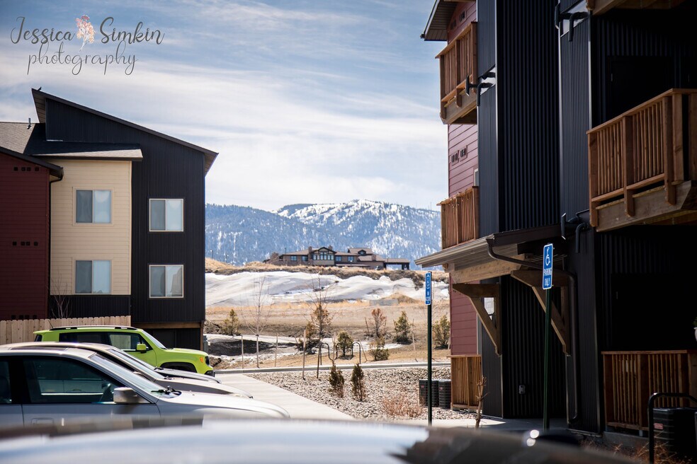 1900 S Beverly St Apartments and Nearby Casper Apartments