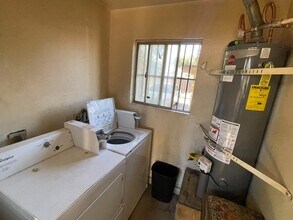 337 N Thesta St in Fresno, CA - Building Photo - Building Photo