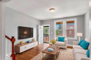 1030 N Luzerne Ave in Baltimore, MD - Building Photo