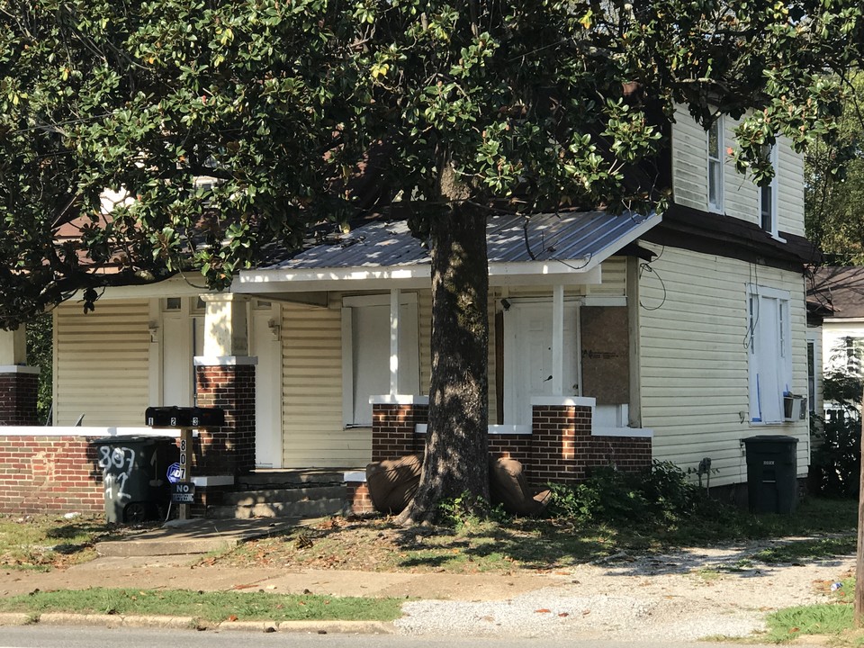 807 Dodds Ave in Chattanooga, TN - Foto de edificio