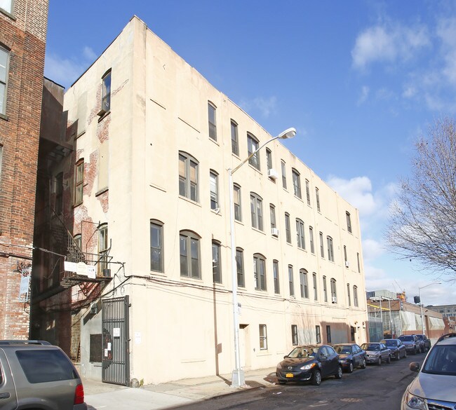 282 Nevins St in Brooklyn, NY - Foto de edificio - Building Photo