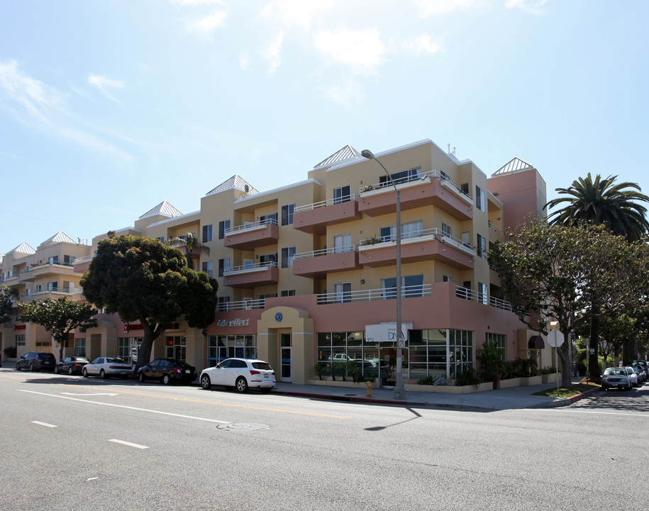 902-914 Broadway in Santa Monica, CA - Building Photo