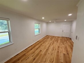 3933 Inwood Rd in Dallas, TX - Building Photo - Building Photo