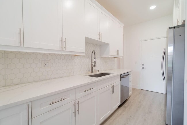 205 River Bluff Ln in Royal Palm Beach, FL - Building Photo - Building Photo