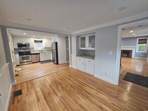 61 Ledgewood Rd in Dedham, MA - Building Photo - Building Photo