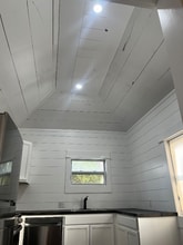 255 W Summit Ave in Muskegon Heights, MI - Foto de edificio - Building Photo