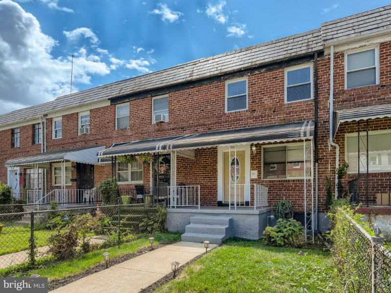 4113 Glenhunt Rd in Baltimore, MD - Building Photo