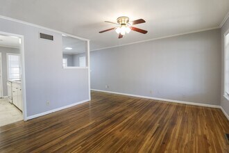 6736 E 27th St in Tulsa, OK - Building Photo - Building Photo