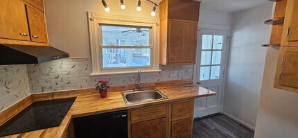 119 Brooklawn Cir in New Haven, CT - Foto de edificio - Building Photo