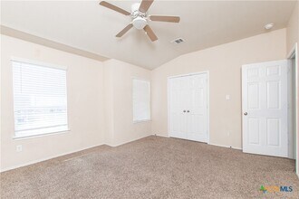 5005 Old Homestead St in Killeen, TX - Building Photo - Building Photo
