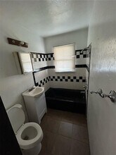 805 NW 66th St in Oklahoma City, OK - Building Photo - Building Photo