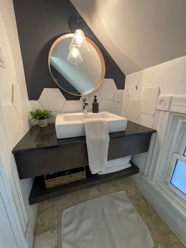 740 Lorne Av in London, ON - Building Photo - Building Photo