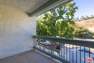 4622 Park Granada in Calabasas, CA - Building Photo - Building Photo