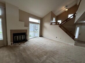 9024 Bear Mountain Dr in Highlands Ranch, CO - Building Photo - Building Photo