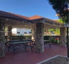3901 SW 109th Ave in Miami, FL - Building Photo - Building Photo