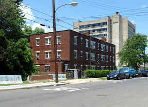 424 55th St NE in Washington, DC - Building Photo - Building Photo