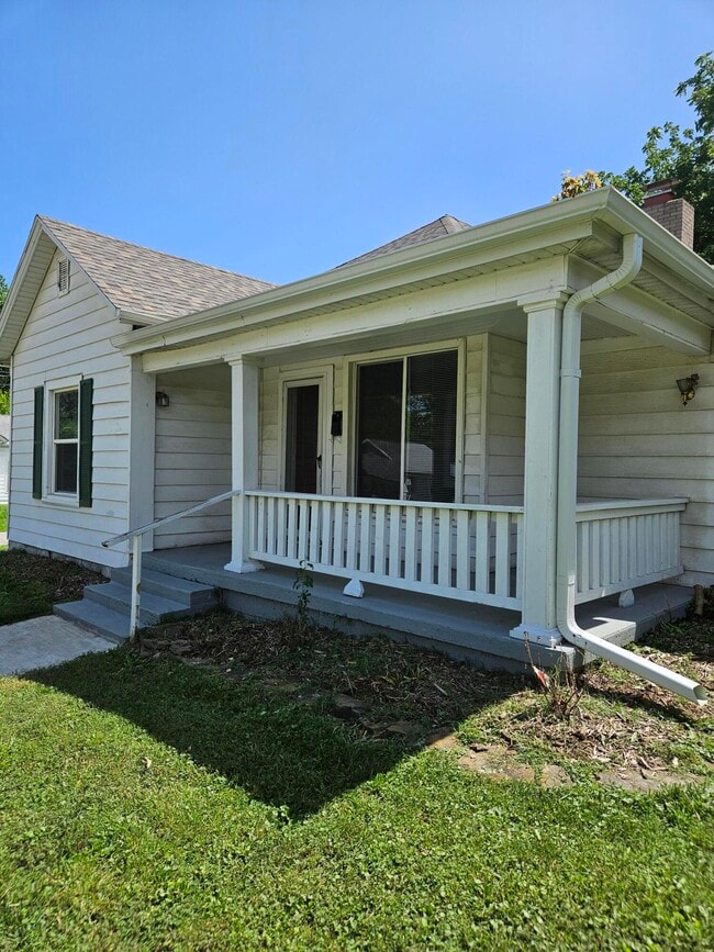2158 N Boonville Ave in Springfield, MO - Building Photo - Building Photo