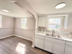 22079 Rausch Ave in Eastpointe, MI - Building Photo - Building Photo