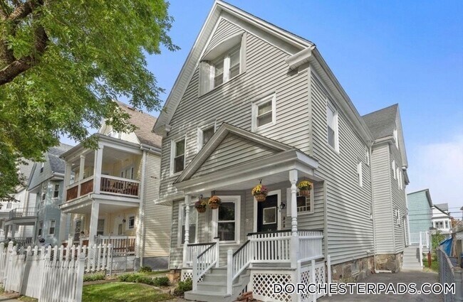 54 Msgr Patrick J Lydon Way, Unit 3
