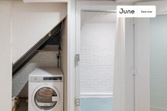 1443 Parkwood Pl NW in Washington, DC - Foto de edificio - Building Photo