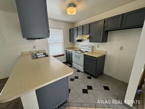 535 Prestonwood Dr in Colorado Springs, CO - Building Photo - Building Photo