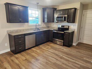 4003 Ft Sumter Dr in Clarksville, TN - Building Photo - Building Photo