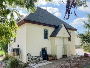 210 E 15th St in Sioux Falls, SD - Building Photo - Building Photo