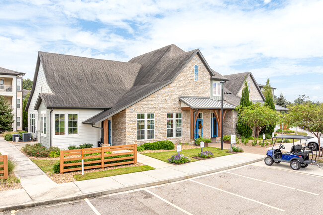 Tapestry at Long Farm in Baton Rouge, LA - Building Photo - Building Photo