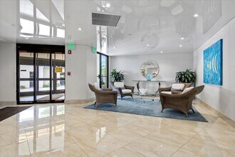 5420 N Ocean Dr, Unit 1705 in Riviera Beach, FL - Foto de edificio - Building Photo