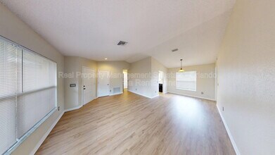 1016 Soldier Creek Ct in Oviedo, FL - Building Photo - Building Photo