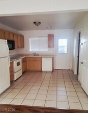 6761 Holmby Ave in Las Vegas, NV - Building Photo - Building Photo