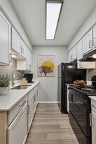 VILLA BELLA in Euless, TX - Building Photo