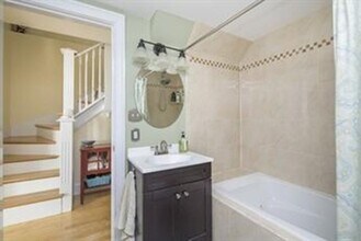 64 Gates St in Boston, MA - Building Photo - Building Photo